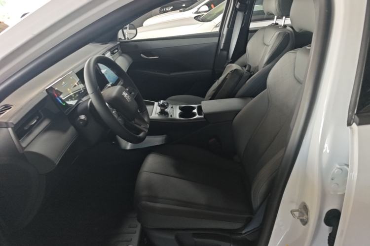 Used BYD Qin PLUS 2025 DM-i Smart Drive 55KM Leading Model Left Front Seat