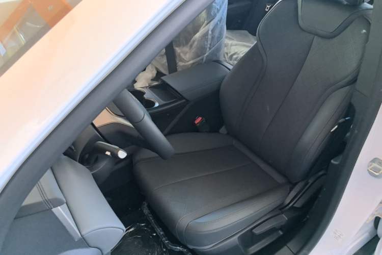 Used BYD Qin PLUS  Left Front Seat