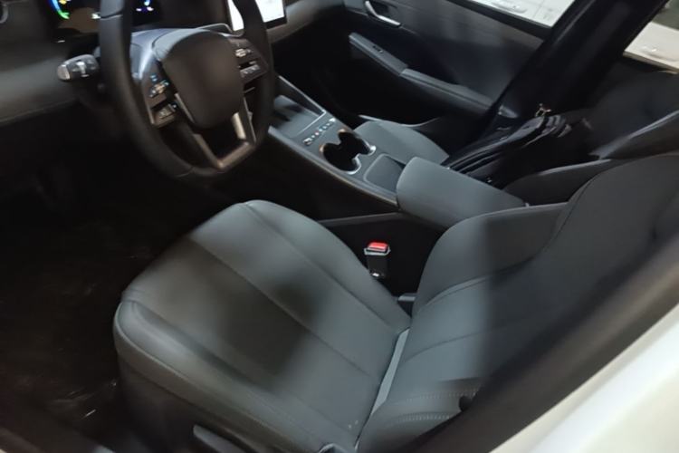 Used BYD Qin PLUS  Left Front Seat