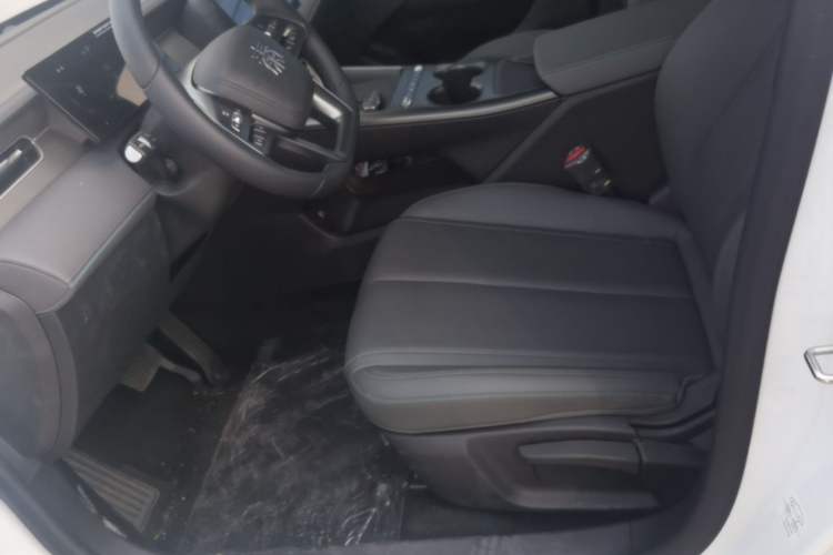 Used BYD Qin PLUS  Left Front Seat