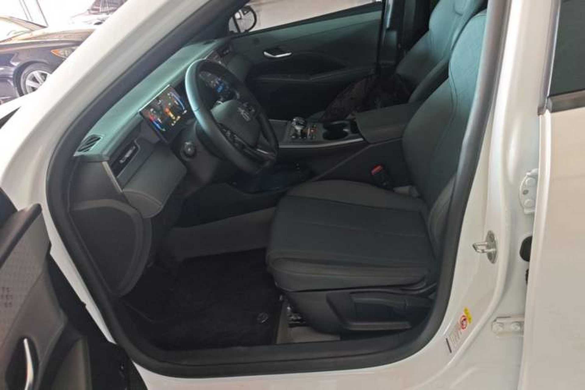Used BYD Qin PLUS 2025 DM-i Smart Drive 55KM Leading Model Left Front Seat