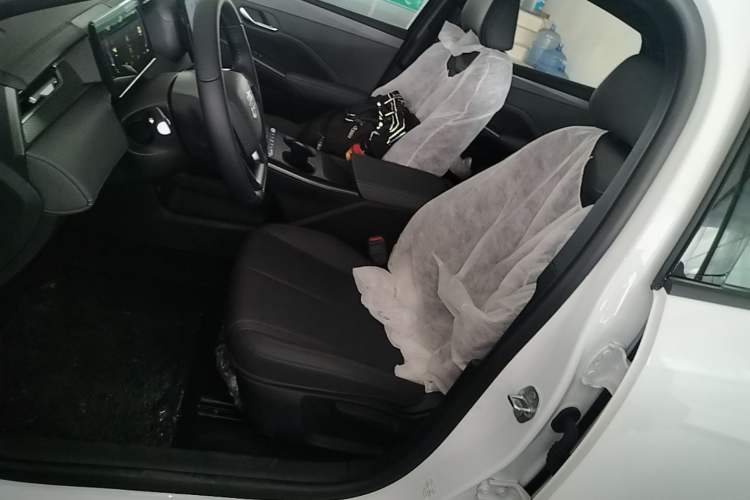 Used BYD Qin PLUS  Left Front Seat