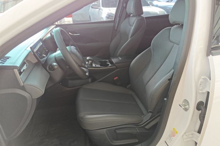Used BYD Qin PLUS 2025 DM-i Smart Drive 55KM Leading Model Left Front Seat