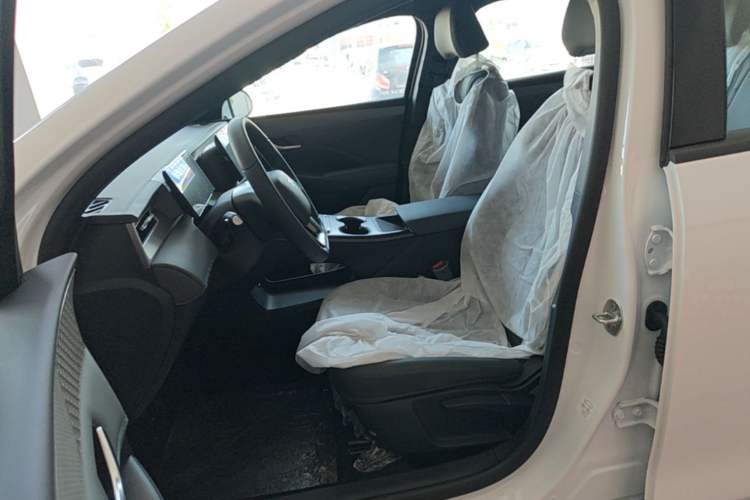 Used BYD Qin PLUS  Left Front Seat