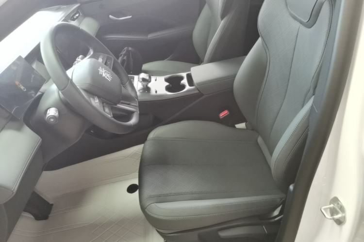 Used BYD Qin PLUS 2025 DM-i Smart Drive 55KM Leading Model Left Front Seat