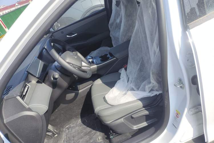 Used BYD Qin PLUS 2025 DM-i Smart Drive 55KM Leading Model Left Front Seat