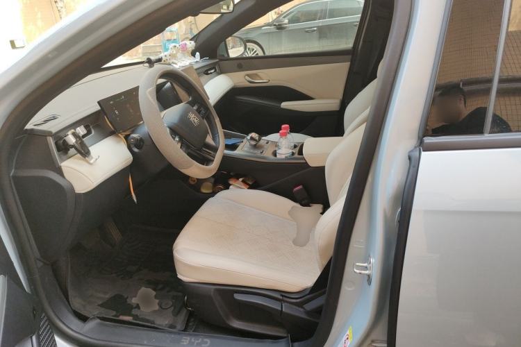 Used BYD Qin PLUS 2025 DM-i Smart Drive 55KM Leading Model Left Front Seat
