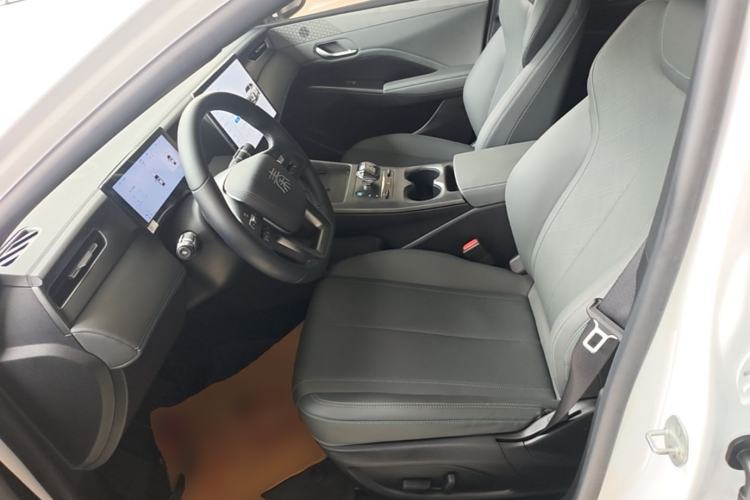 Used BYD Qin PLUS 2025 DM-i Smart Drive 120KM Superior Model Left Front Seat