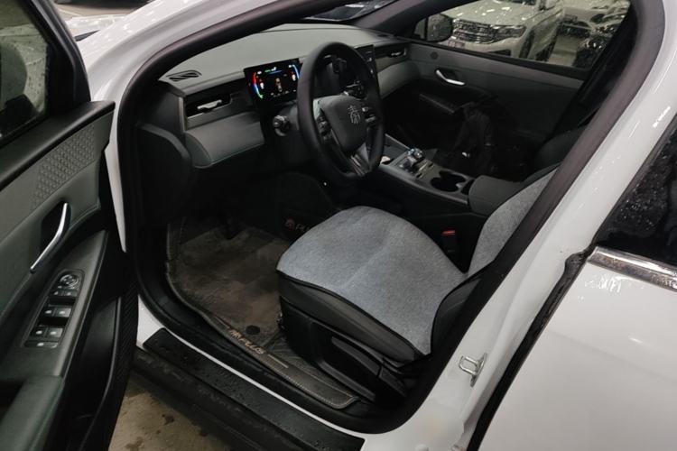 Used BYD Qin PLUS 2025 DM-i Smart Drive 55KM Leading Model Left Front Seat