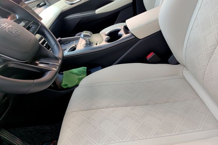 Used BYD Qin PLUS 2025 DM-i Smart Drive 55KM Leading Model Left Front Seat