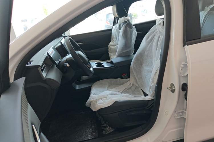 Used BYD Qin PLUS  Left Front Seat