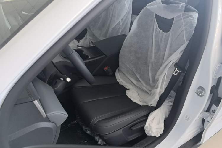 Used BYD Qin PLUS  Left Front Seat