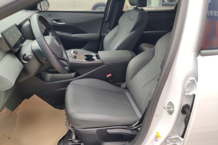 Used BYD Qin PLUS 2025 DM-i Smart Drive 55KM Leading Model Left Front Seat