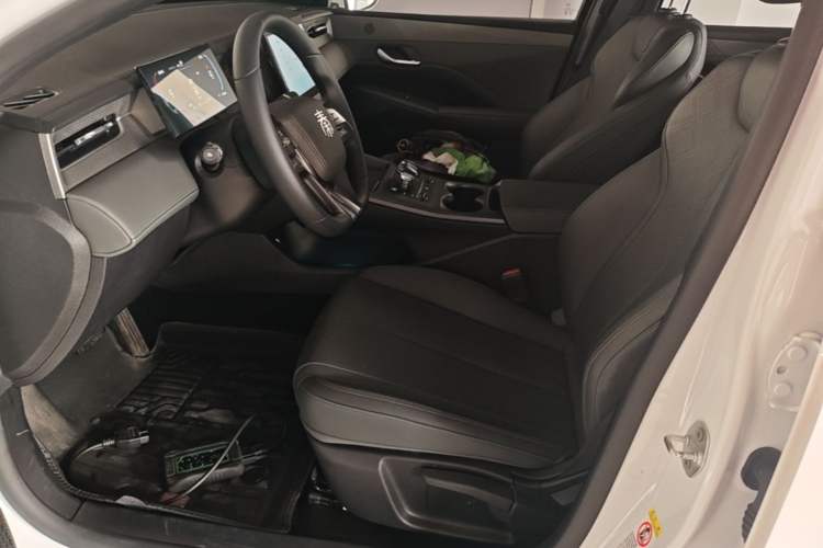 Used BYD Qin PLUS 2025 DM-i Smart Drive 55KM Leading Model Left Front Seat
