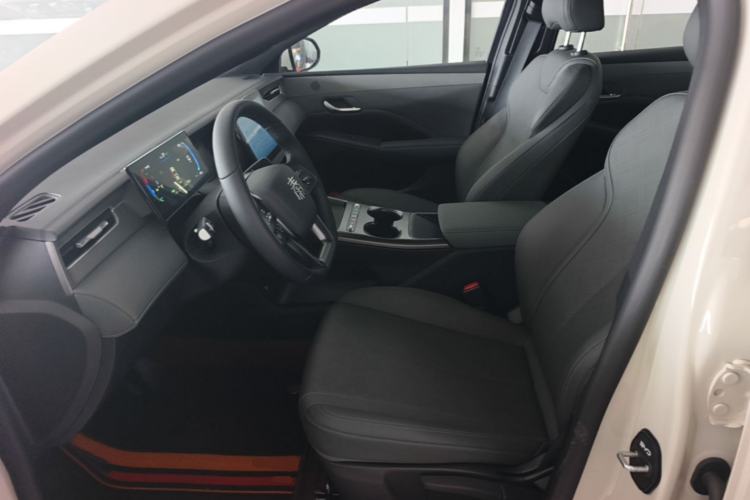 Used BYD Qin PLUS  Left Front Seat