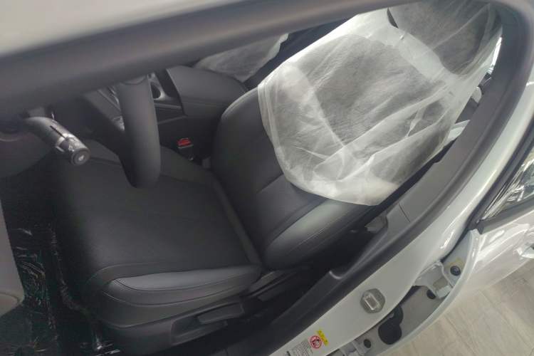 Used BYD Qin PLUS 2025 DM-i Smart Drive 55KM Leading Model Left Front Seat