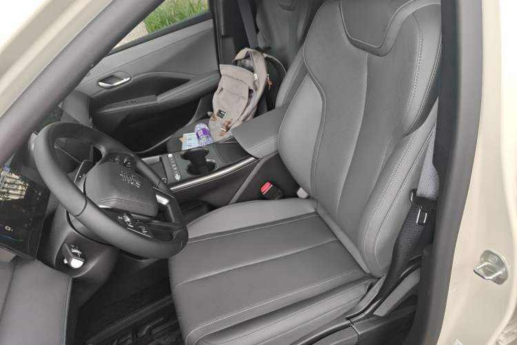Used BYD Qin PLUS  Left Front Seat