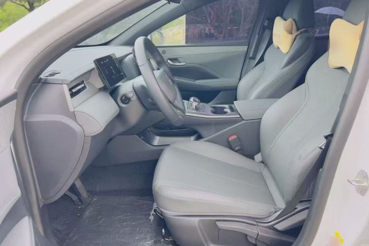 Used BYD Qin PLUS 2025 DM-i Smart Drive 55KM Leading Model Left Front Seat