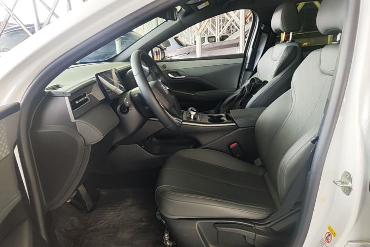 Used BYD Qin PLUS 2025 DM-i Smart Drive 55KM Leading Model Left Front Seat