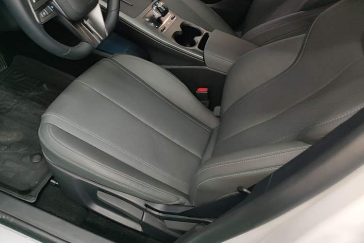 Used BYD Qin PLUS 2025 DM-i Smart Drive 55KM Leading Model Left Front Seat