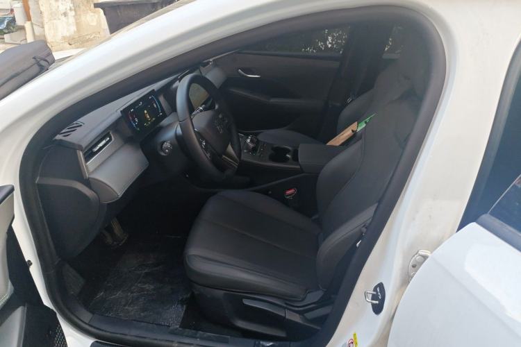 Used BYD Qin PLUS 2025 DM-i Smart Drive 55KM Leading Model Left Front Seat