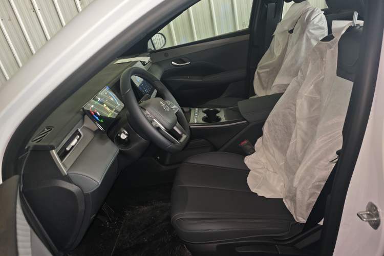 Used BYD Qin PLUS  Left Front Seat