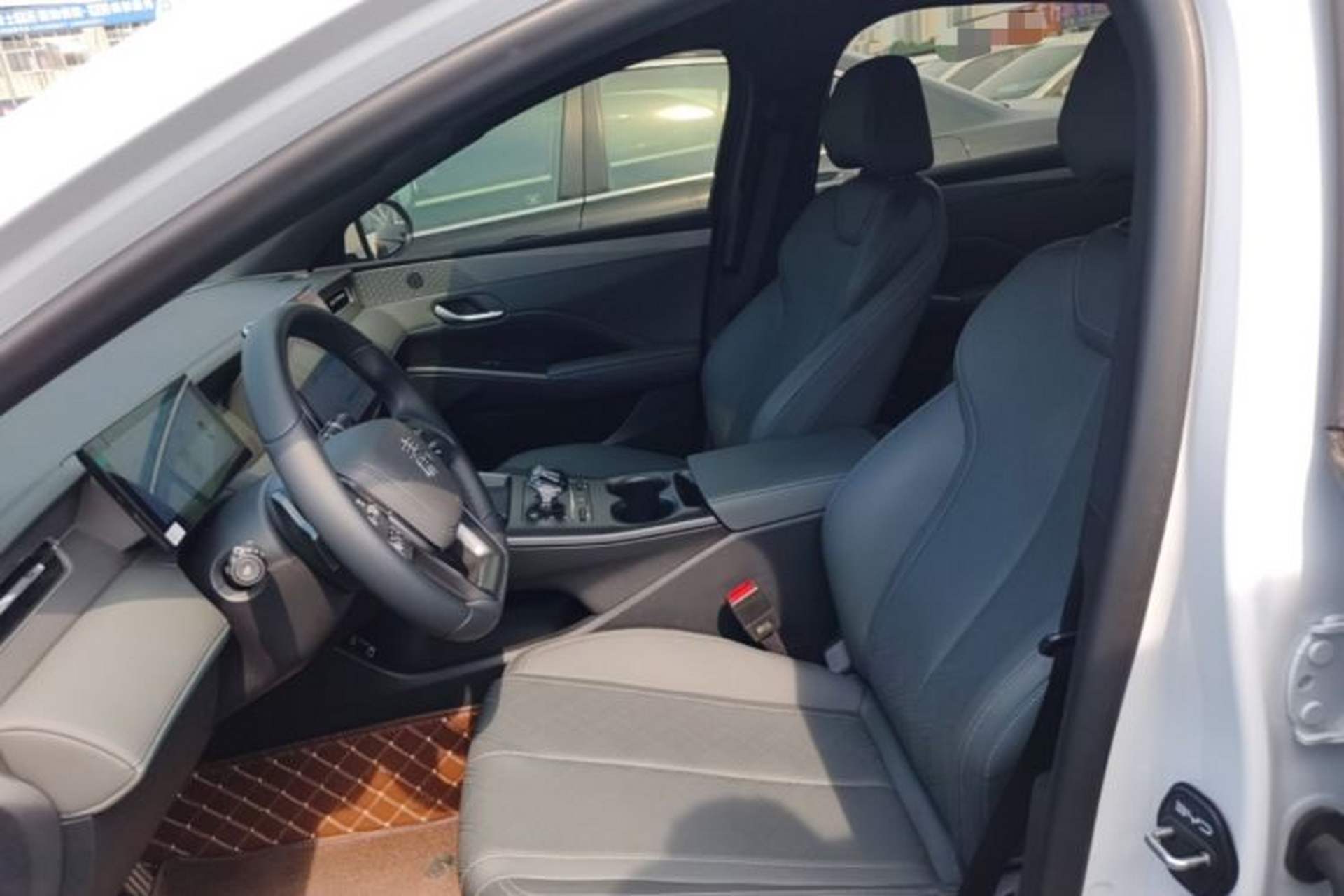 Used BYD Qin PLUS 2025 EV Smart Drive Edition 510KM Leading Model Left Front Seat