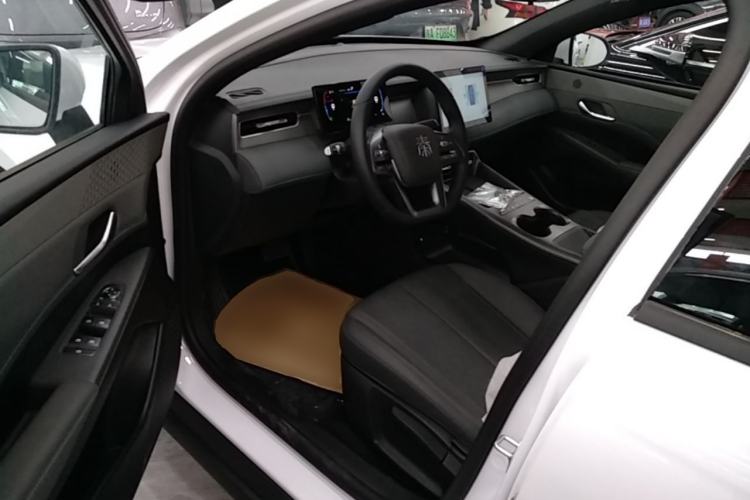 Used BYD Qin PLUS  Left Front Seat
