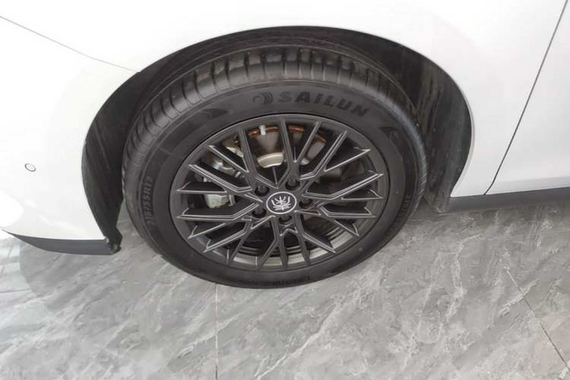 Used BYD Qin PLUS 2025 EV Smart Drive Edition 510KM Leading Model Left Front Wheel Hub