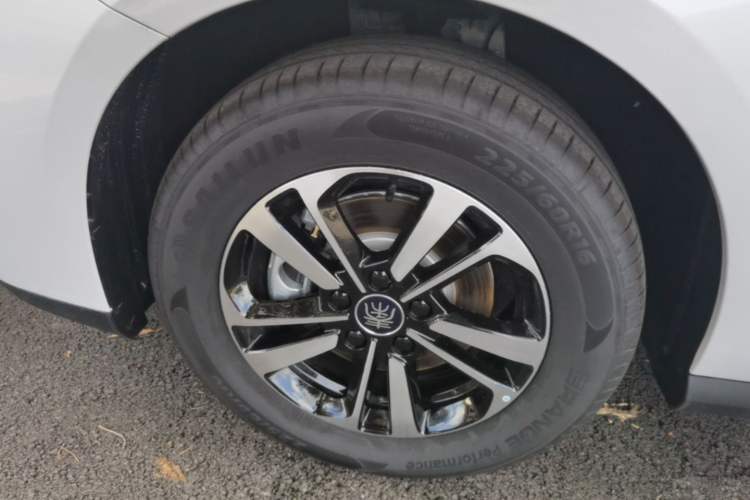 Used BYD Qin PLUS  Left Front Wheel Hub