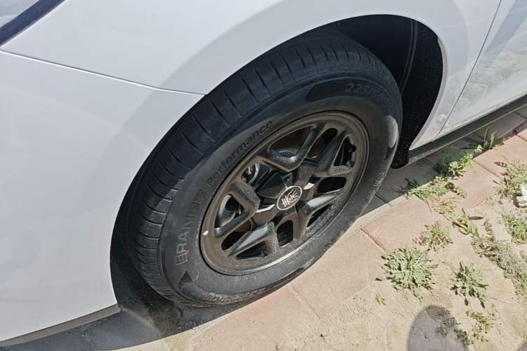 Used BYD Qin PLUS  Left Front Wheel Hub