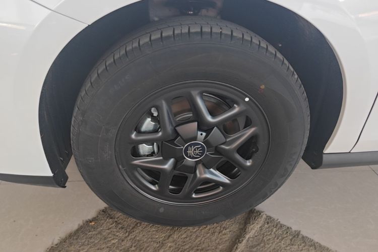 Used BYD Qin PLUS  Left Front Wheel Hub
