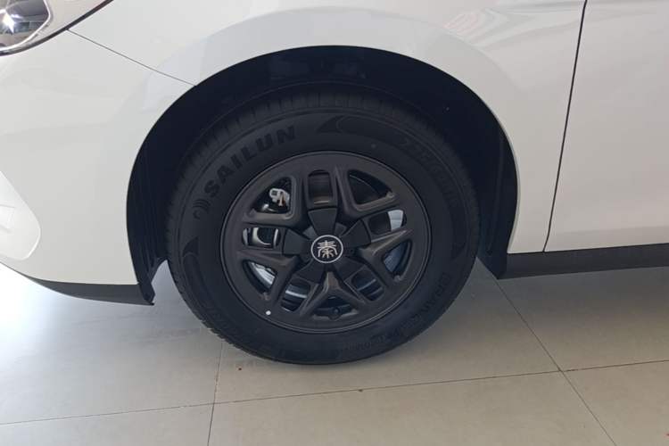 Used BYD Qin PLUS  Left Front Wheel Hub