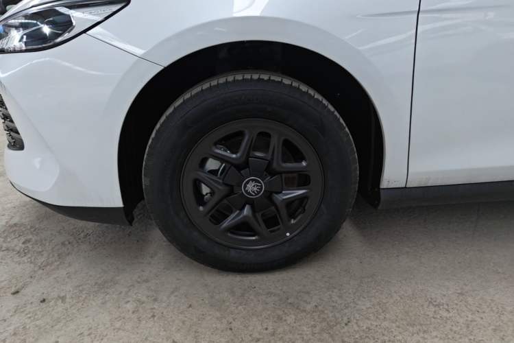 Used BYD Qin PLUS  Left Front Wheel Hub