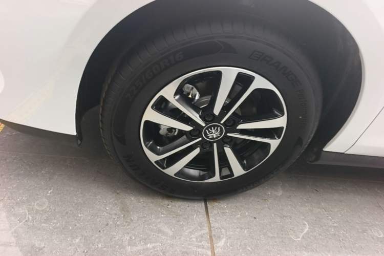 Used BYD Qin PLUS  Left Front Wheel Hub