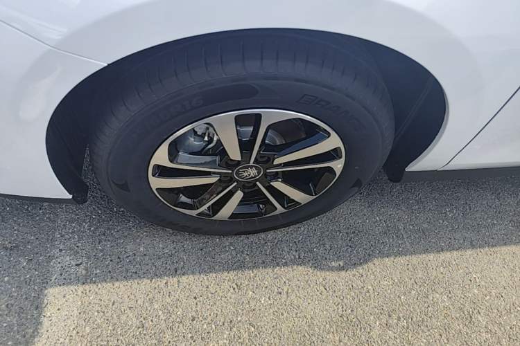 Used BYD Qin PLUS  Left Front Wheel Hub