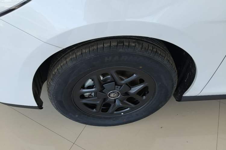 Used BYD Qin PLUS  Left Front Wheel Hub