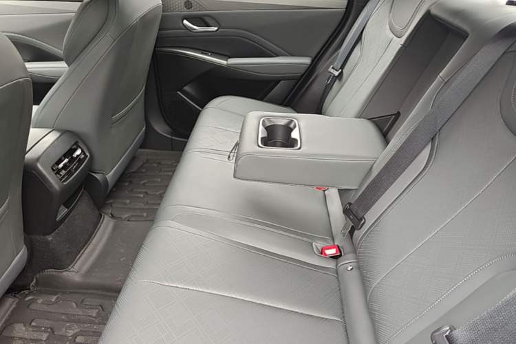 Used BYD Qin PLUS 2025 DM-i Smart Drive 55KM Beyond Model Left Rear Seat