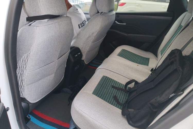 Used BYD Qin PLUS  Left Rear Seat