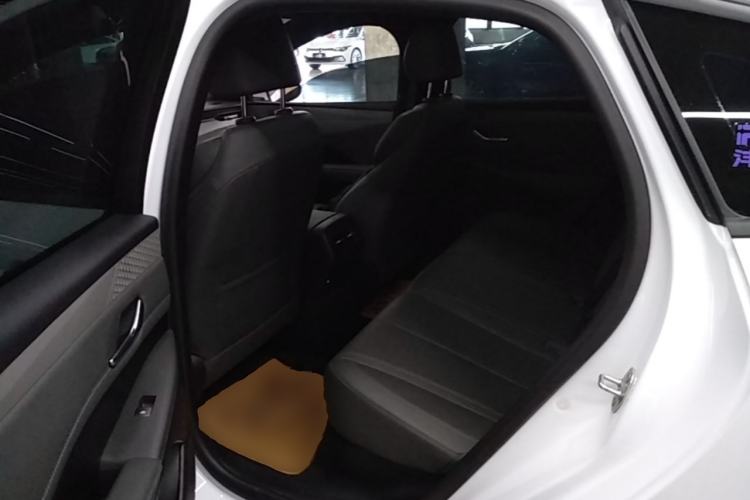 Used BYD Qin PLUS 2025 DM-i Smart Drive 55KM Leading Model Left Rear Seat