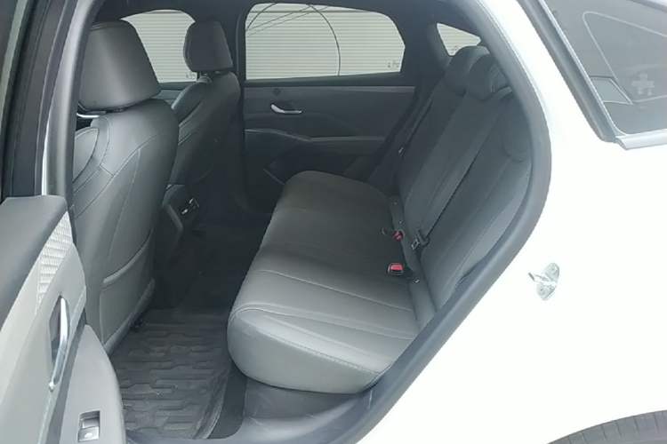Used BYD Qin PLUS 2025 DM-i Smart Drive 55KM Leading Model Left Rear Seat