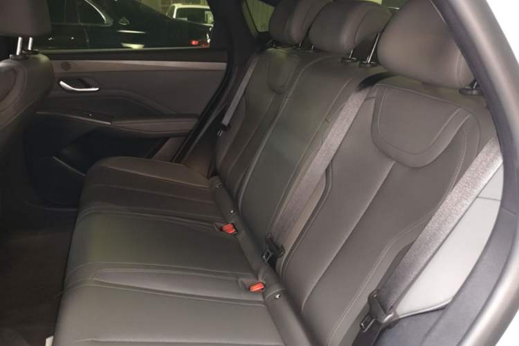 Used BYD Qin PLUS 2025 DM-i Smart Drive 55KM Leading Model Left Rear Seat
