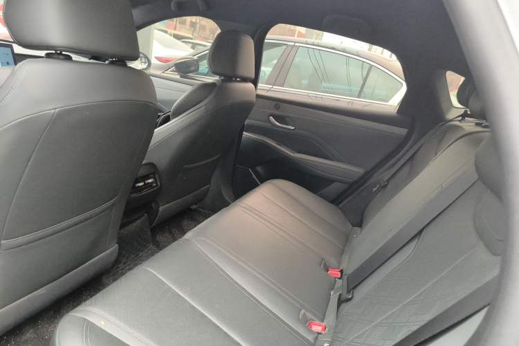 Used BYD Qin PLUS 2025 DM-i Smart Drive 55KM Leading Model Left Rear Seat