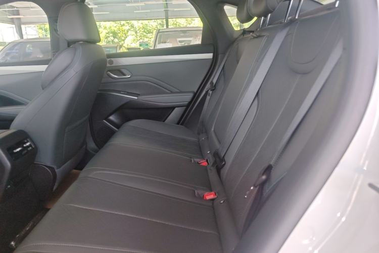 Used BYD Qin PLUS 2025 DM-i Smart Drive 120KM Superior Model Left Rear Seat