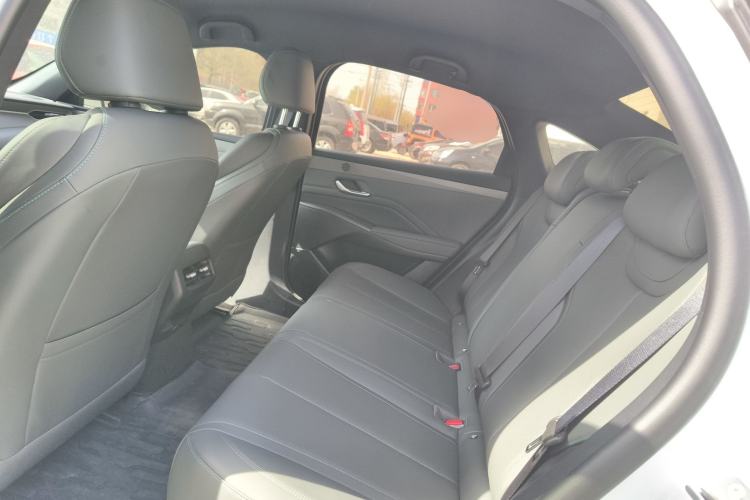 Used BYD Qin PLUS 2025 DM-i Smart Drive 55KM Leading Model Left Rear Seat