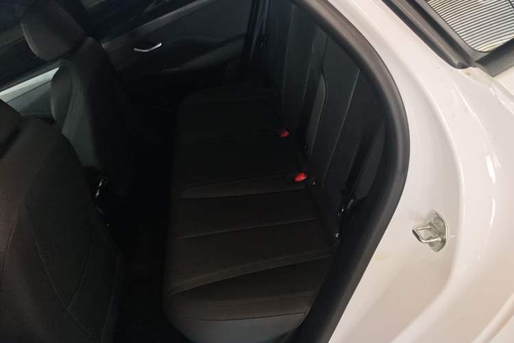 Used BYD Qin PLUS 2025 DM-i Smart Drive 55KM Leading Model Left Rear Seat