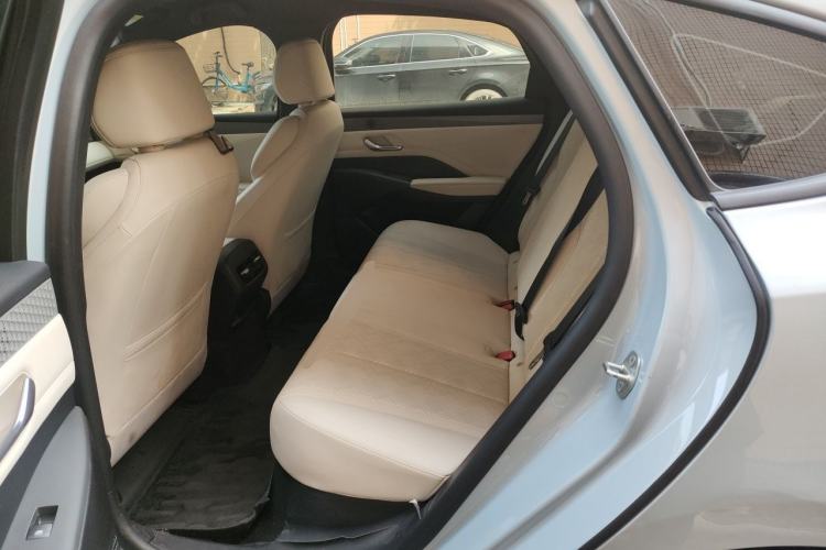 Used BYD Qin PLUS 2025 DM-i Smart Drive 55KM Leading Model Left Rear Seat