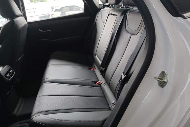 Used BYD Qin PLUS 2025 DM-i Smart Drive 55KM Beyond Model Left Rear Seat