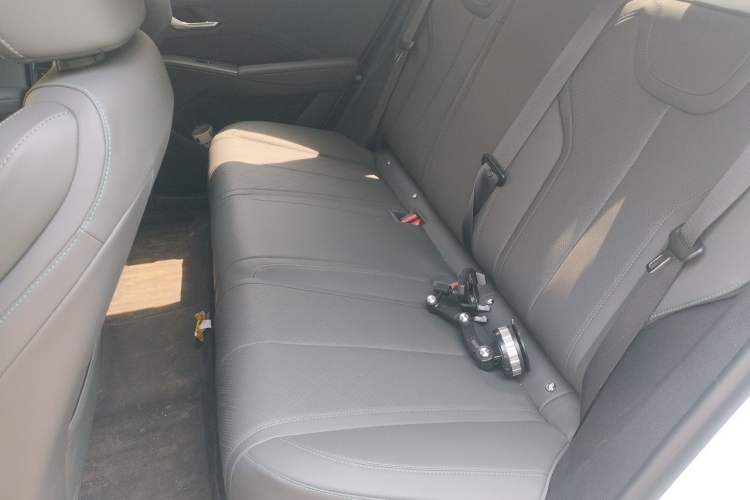 Used BYD Qin PLUS 2025 DM-i Smart Drive 55KM Leading Model Left Rear Seat
