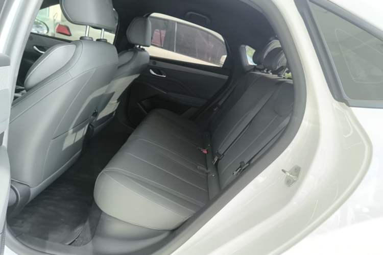 Used BYD Qin PLUS 2025 DM-i Smart Drive 55KM Leading Model Left Rear Seat